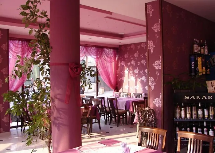 ホテル Amfibia 3*